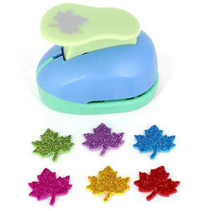 Assortiment de confettis maison découpés à la perforatrice