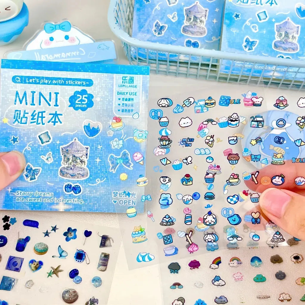 Carnet de stickers scrapbooking bleu : mini autocollants océan et hiver à effet brillant