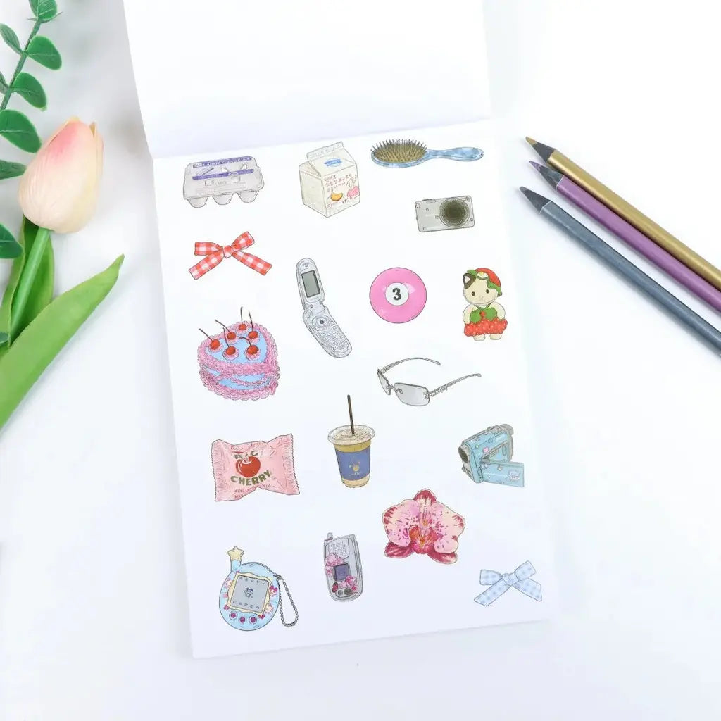Page intérieure livre stickers nostalgie années 2000 : Tamagotchi, téléphone à clapet, gâteau cerise, Vichy