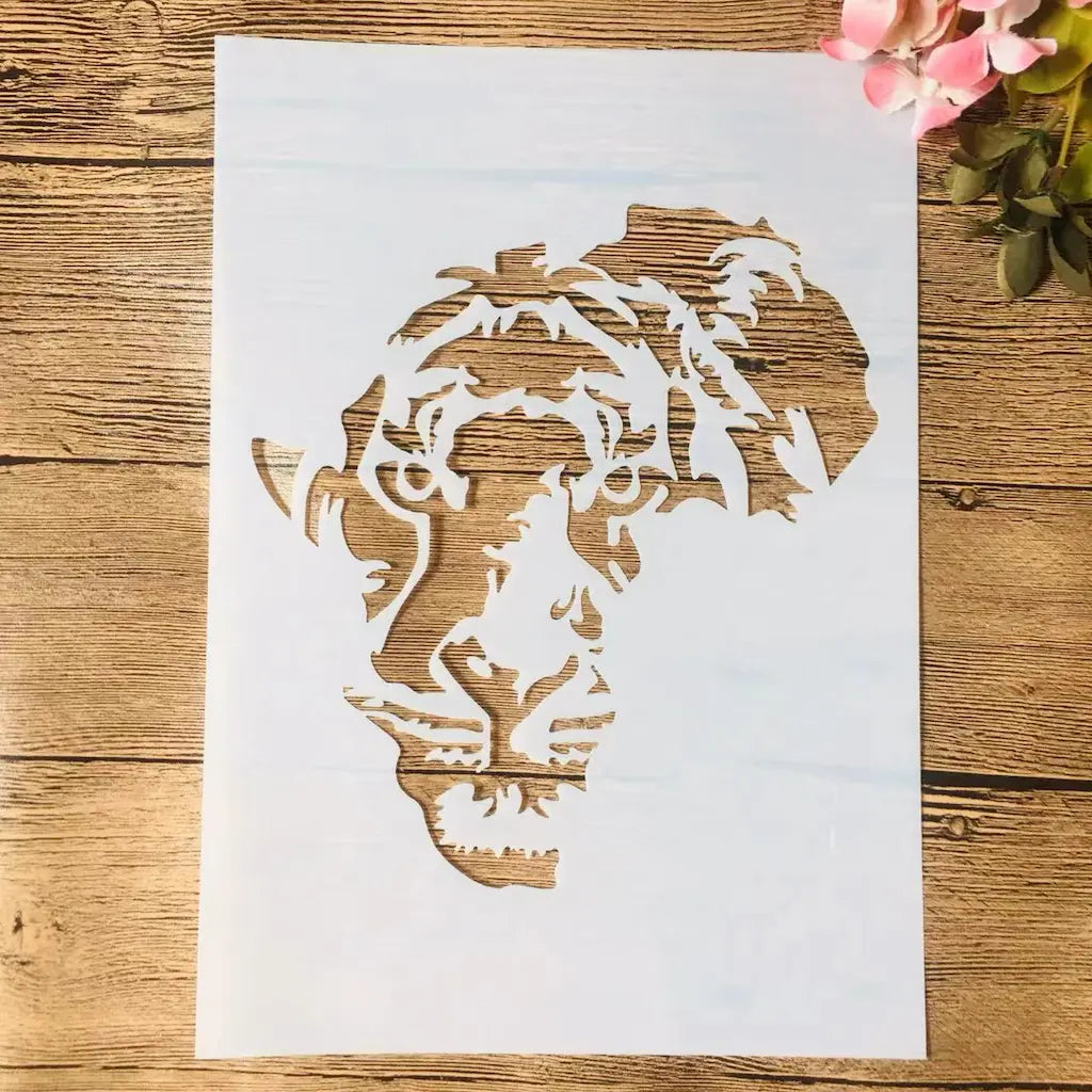 Pochoir animaux grand format silhouette tigre dans contour Afrique, planche A4 ajourée bois