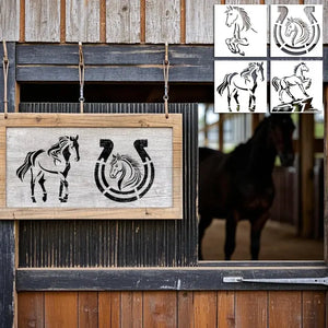 Pochoir Cheval en noir sur panneau d'écurie en bois