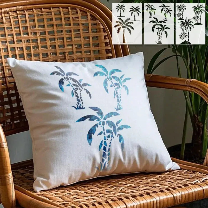 Pochoir Cocotier bleu peint sur housse de coussin