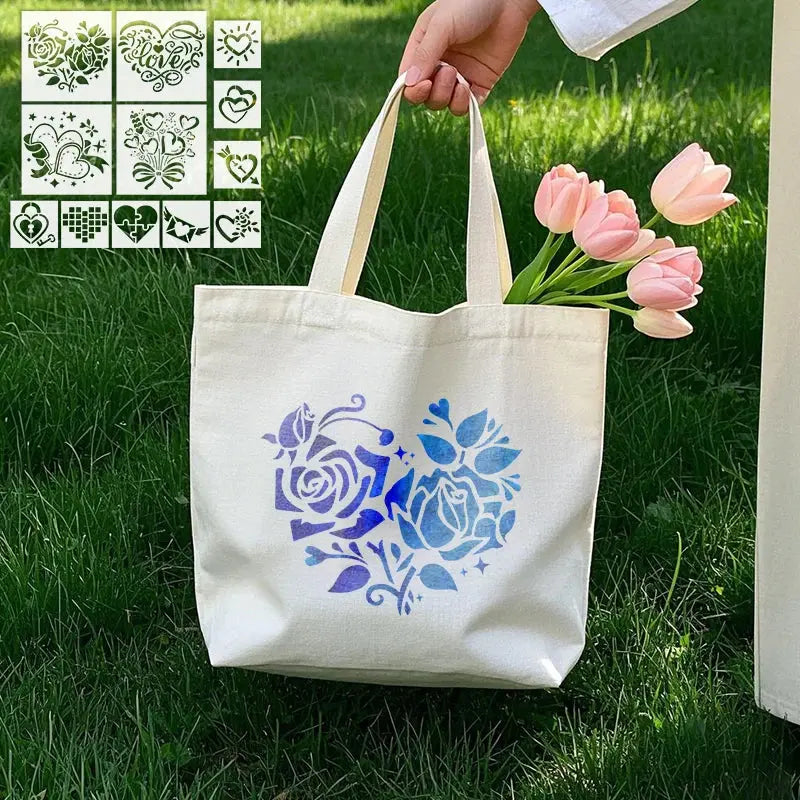 Pochoir Cœur Saint Valentin bleu sur sac en toile