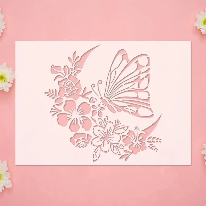 Pochoir Papillon Lune vue détaillée du motif découpé