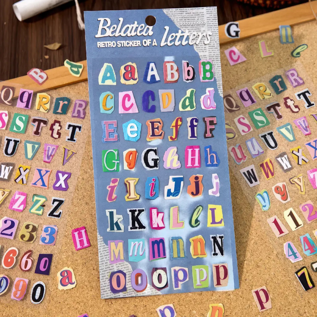 Détail des stickers vintage scrapbooking, format timbres-poste et étiquettes anciennes