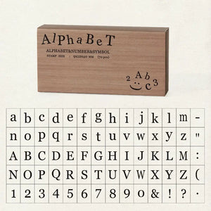 Tampon alphabet scrapbooking, police à empattements, coffret bois