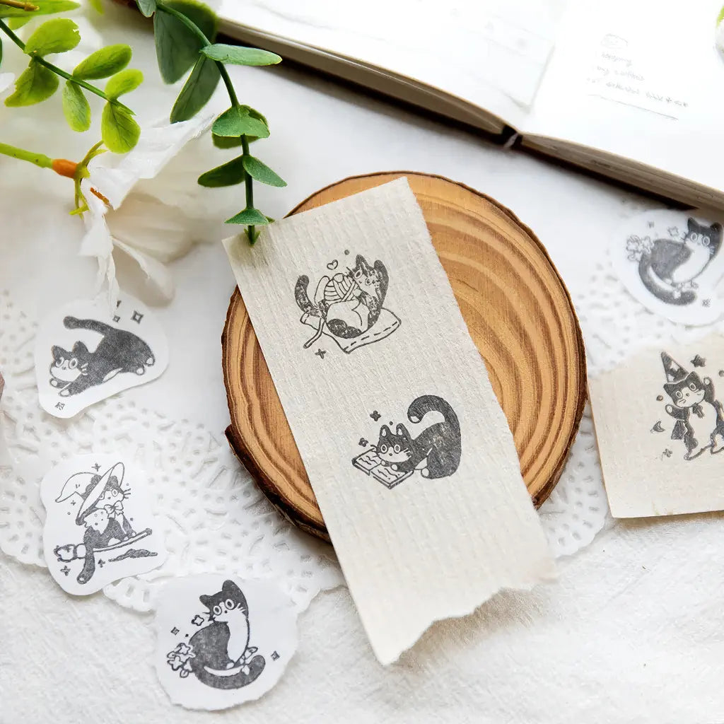 Tampon scrapbooking Animaux, empreintes de chats sur une bande de papier