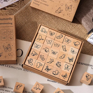 Tampon scrapbooking Heureux, coffret papillons en bois